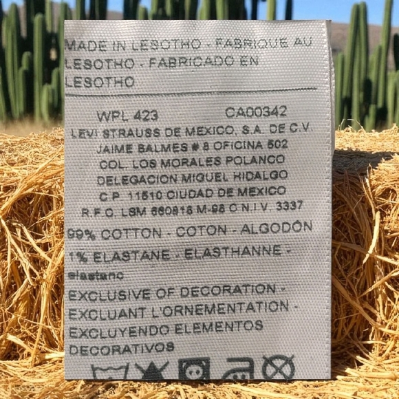 LEVI'S - 30W X 32L Men's Blue Jeans - Picture 8 of 11